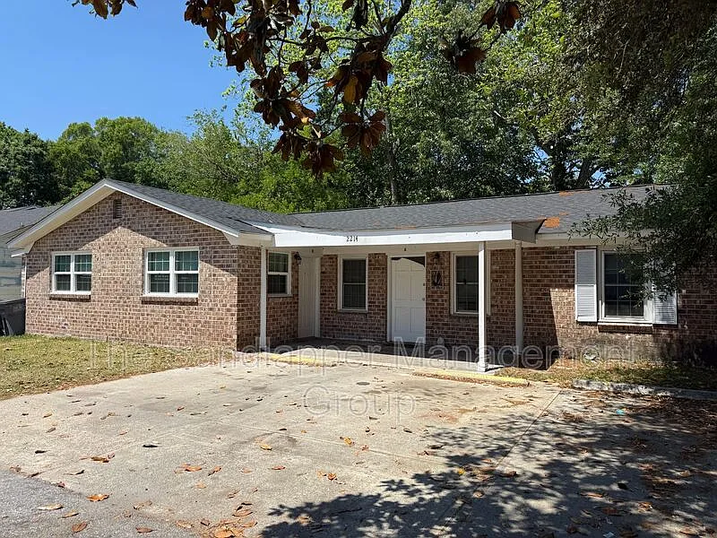 2214 Van Buren Ave #B