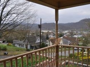 327 Pine St, Erwin, TN 37650