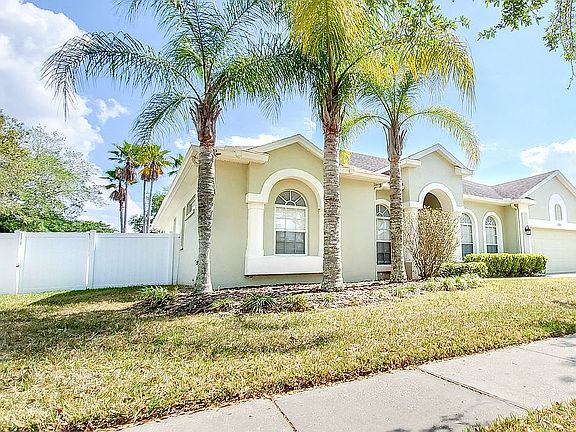 2nd image of 2352 Blackjack Oak St