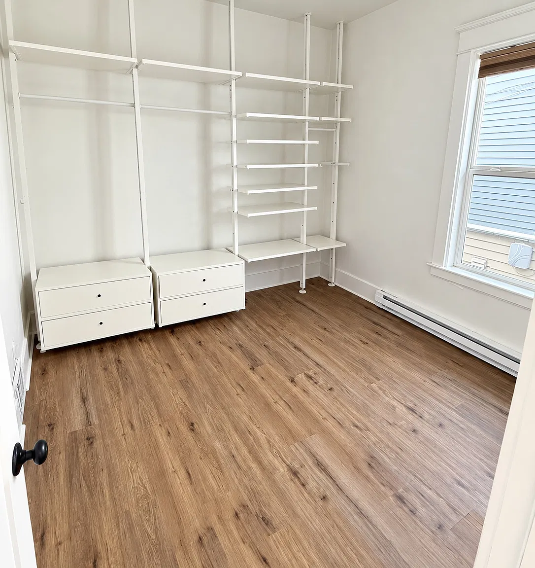 3 bed, 1250 sqft, $4,000 — Photo 4