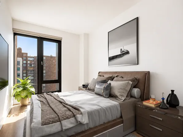 227 Lexington Avenue image 1 of 5