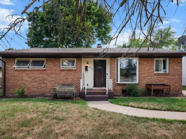 1908 4th St NW, Grand Rapids, MI 49504