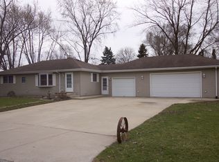 175 Cochran St, Manhattan, IL 60442