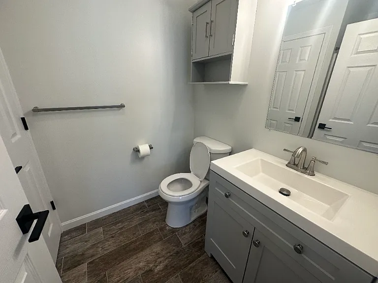 528 Ocean Blvd #8 — Photo 7