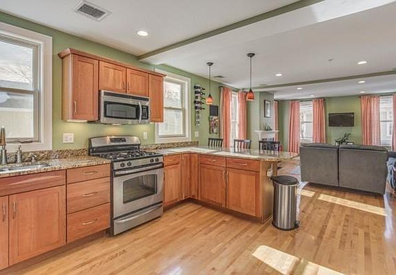 4th image of this home