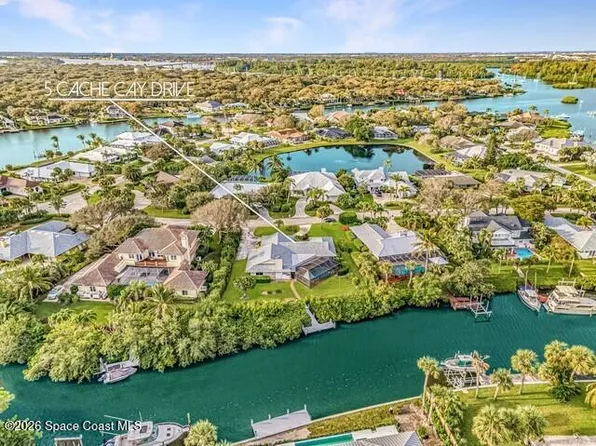 5 Cache Cay Dr, Vero Beach, FL 32963