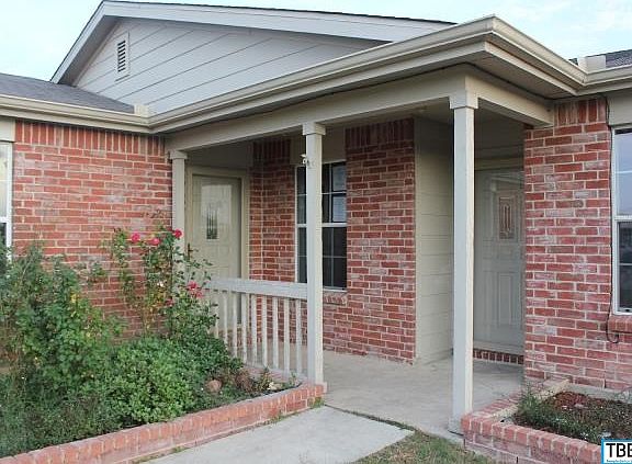 3rd image of 2200 Mikulec Dr