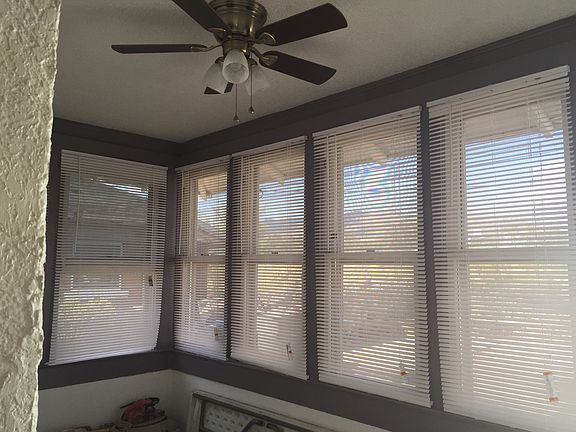 Sunroom/Office/Bedroom