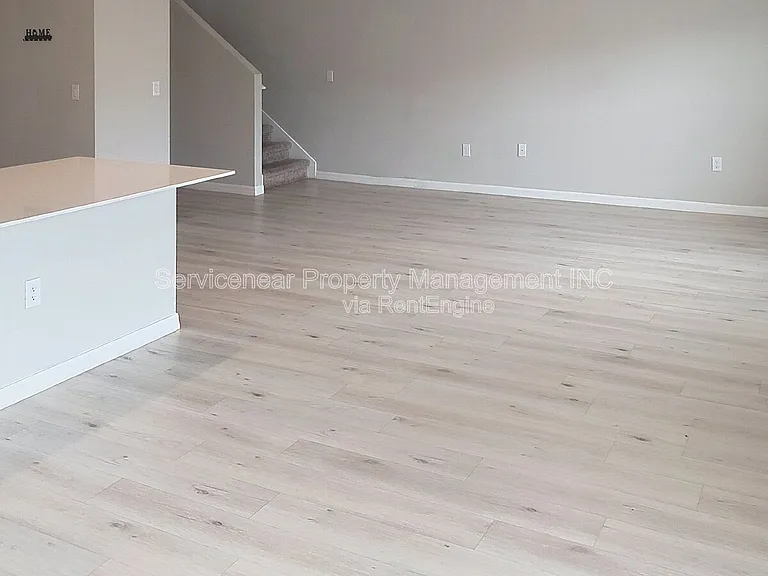 12937 Camarillo Pl — Photo 23