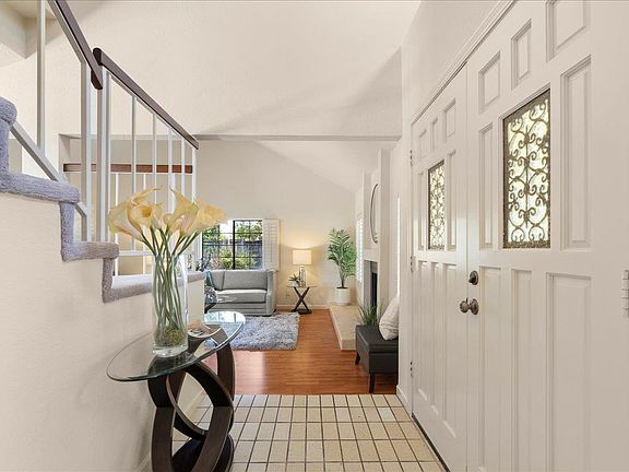 5th image of 413 Western Dr APT 15