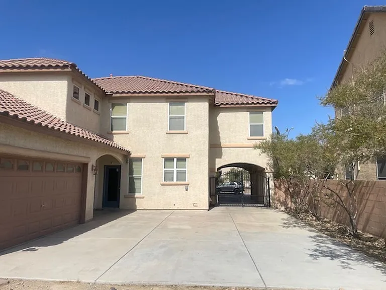 5645 Breckenridge St — Photo 38