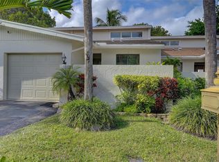 6415 Toulon Dr, Boca Raton, FL 33433