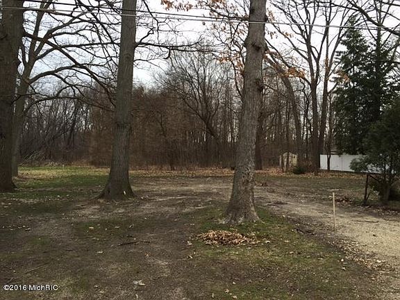 3rd image of 175 Burke Ave