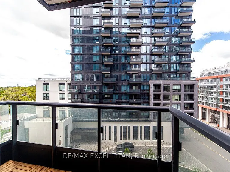 8868 Yonge St #602-E — Photo 23
