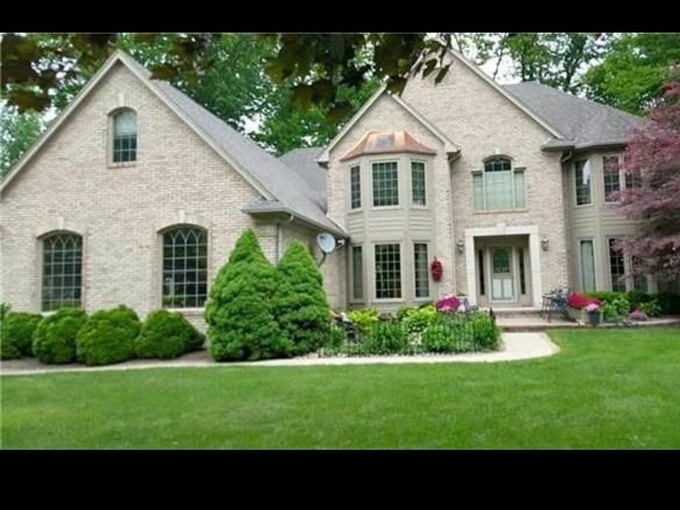 1st image of 53698 Wellington Dr