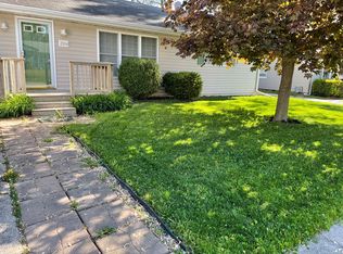 2004 Locust St, West Des Moines, IA 50265