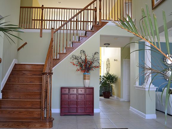 2-story entry