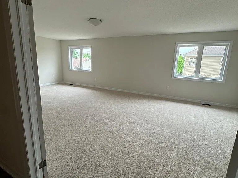 232 Warden St — Photo 23