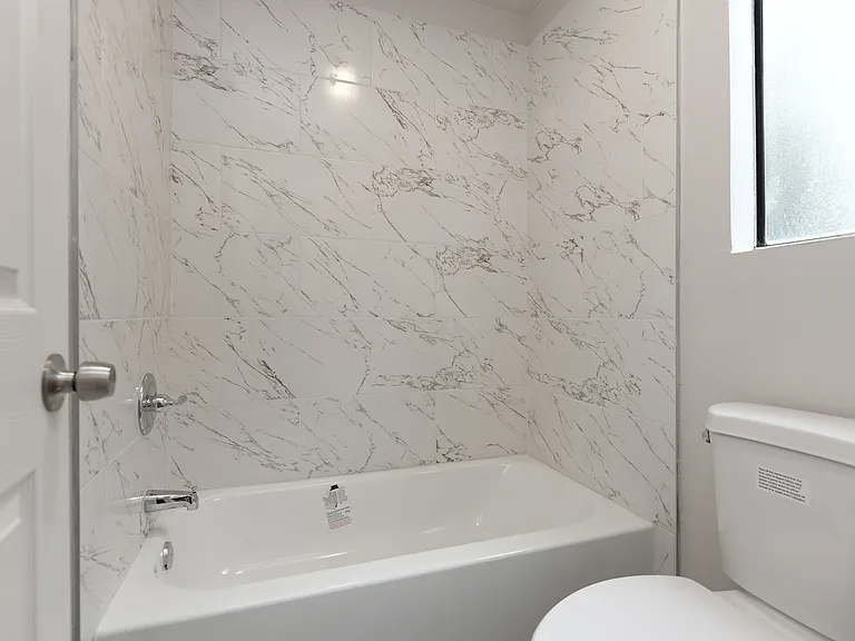 4357 Illinois St — Photo 8