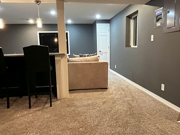 5th image of 7049 Stearman Dr