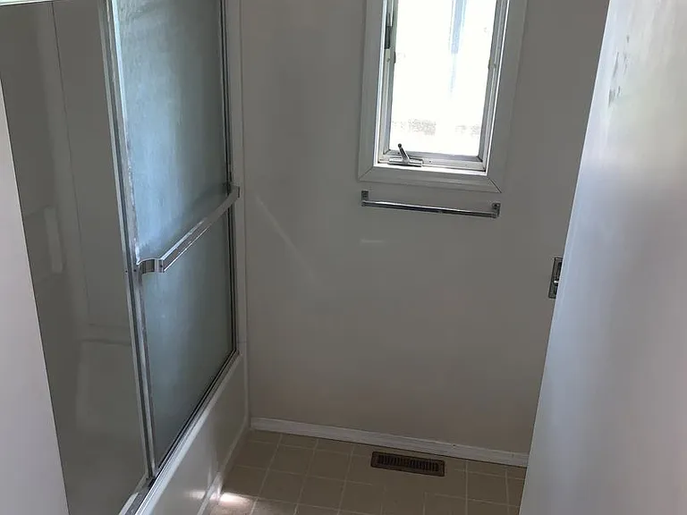 331 S Davisson St — Photo 9
