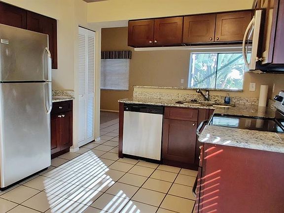 4th image of 7615 37th Street Cir E