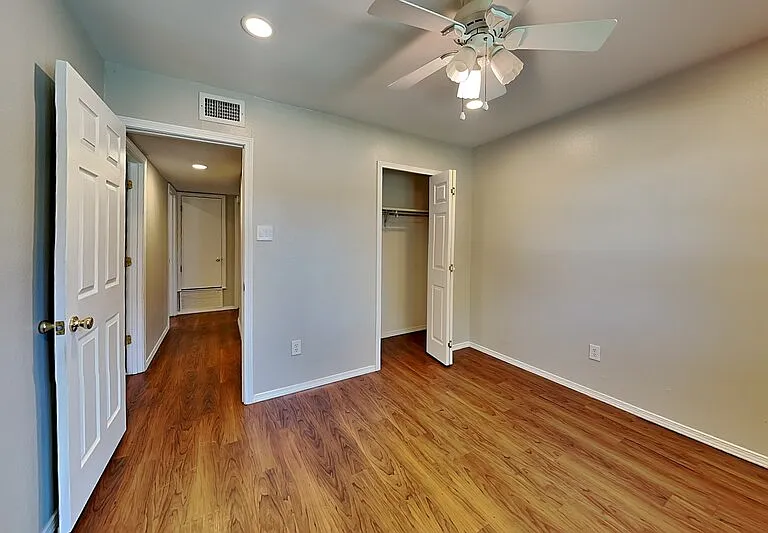 3100 Fairgate Dr — Photo 12
