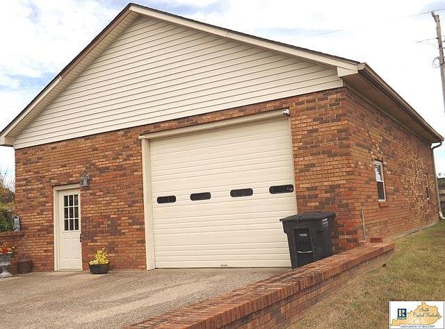 2nd image of 5840 Burkesville Rd