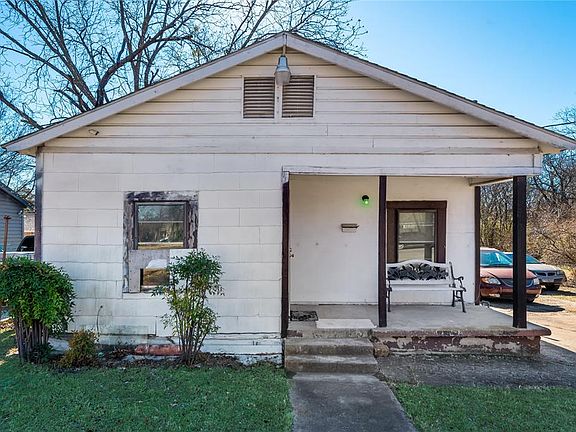 3rd image of 2262 Ann Arbor Ave