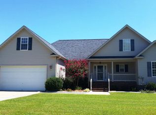 112 Autumn Ridge Dr, Pikeville, NC 27863