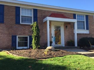 2341 Briar Hills Dr NE, Grand Rapids, MI