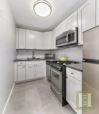 Sold by Halstead Real Estate | media 3