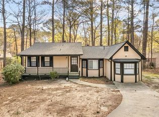 1038 River Bend Ct, Riverdale, GA 30296
