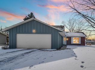 1515 W 94th Ave, Crown Point, IN 46307