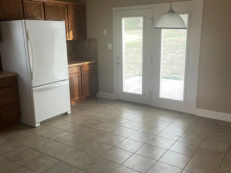 845 Overview Dr — Photo 7
