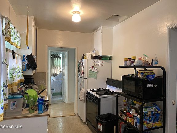 3rd image of 324 Lincoln Ave