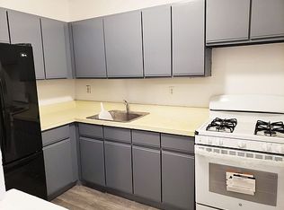 227 Scholes St #A, Brooklyn, NY 11206