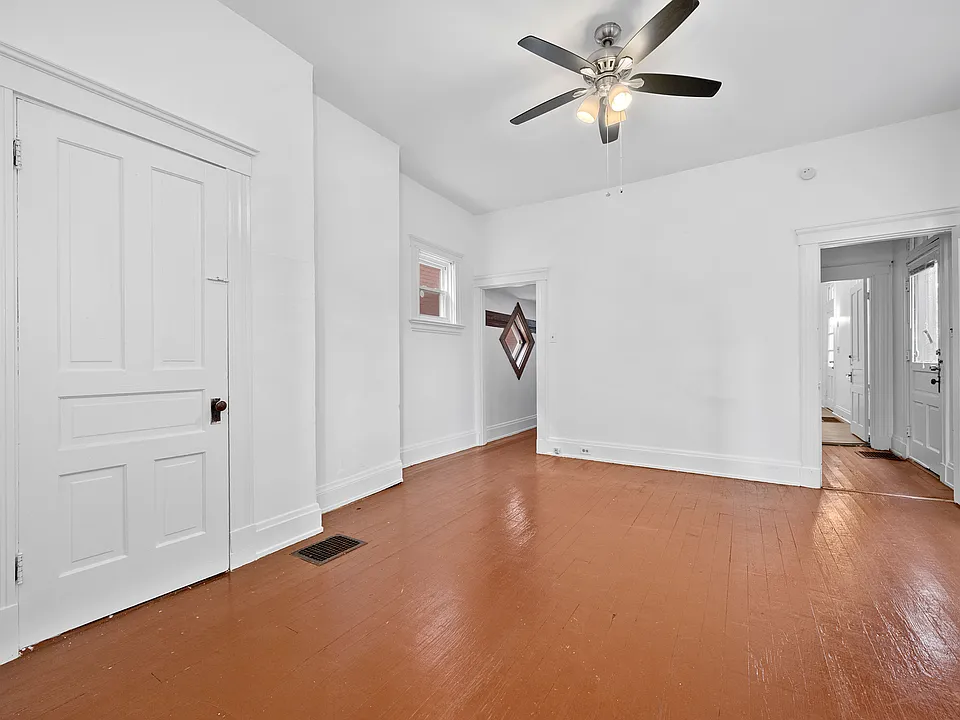 2326 Stratford -5130