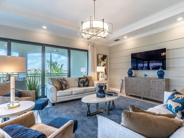 16379 Viansa WAY #301, NAPLES, FL 34110