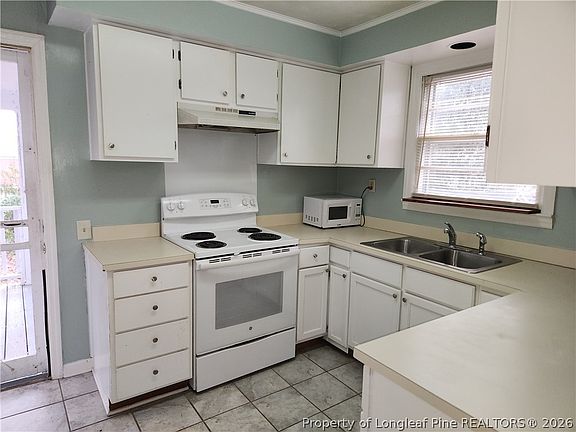 3rd image of 612.5 Greenland Dr
