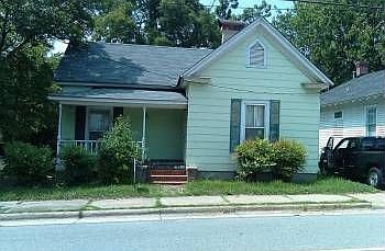 2nd image of 222 Saluda St