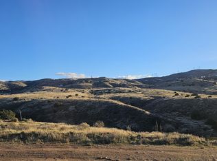 Small Rd, Palmdale, CA 93550