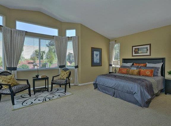 2nd image of 2232 Chisin St