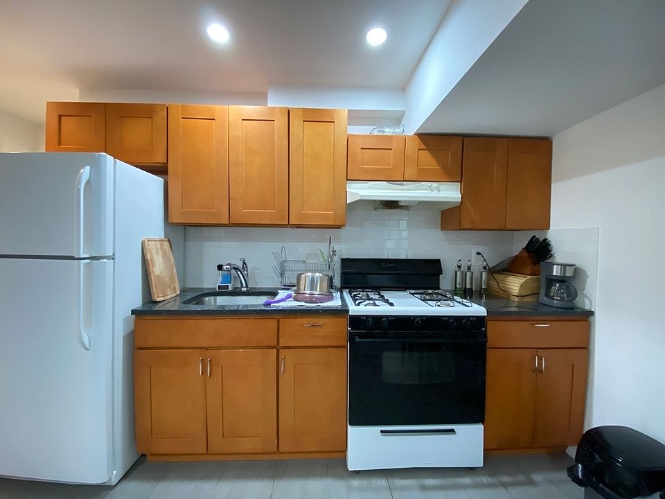 1st image of 72-15 21st Ave #1B