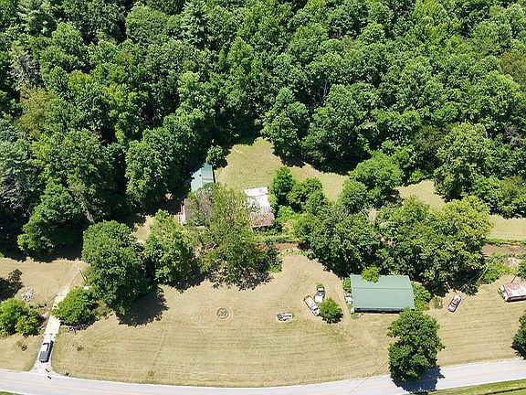 2nd image of 3894 Buffalo Rd