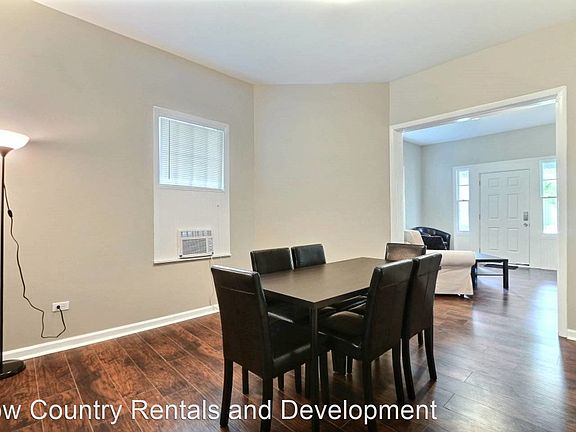 4th image of 1301 E 32nd St #7504464