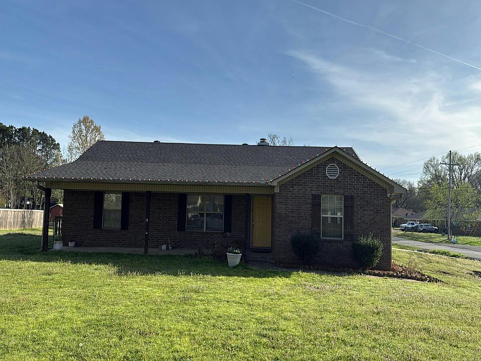 1st image of 2 Tumblewood Dr