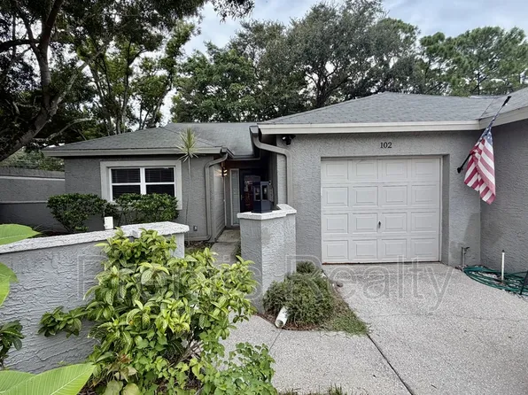 102 Steeplechase Ln #1, Palm Harbor, FL 34684