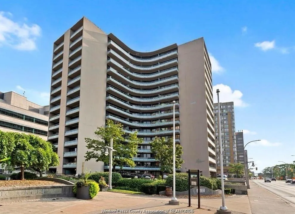 1 bed, 1.0 bath, 532 sqft, $2,000 — Photo 2