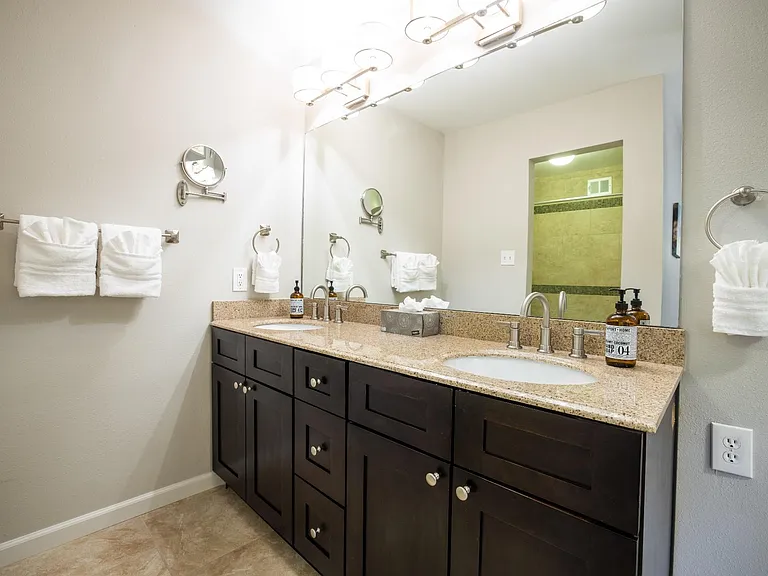 4950 N Miller Rd #133 — Photo 12